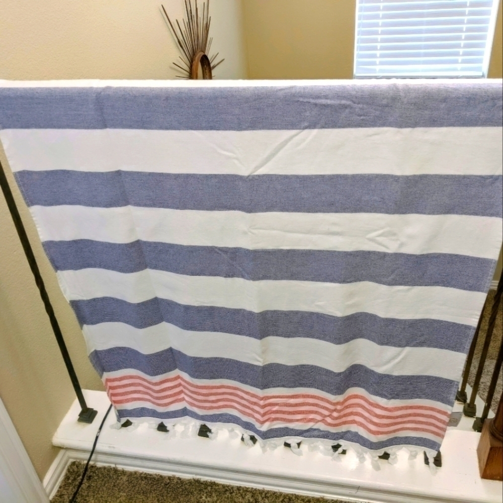Egyptian Cotton Tapestry in Red White Blue NWOT